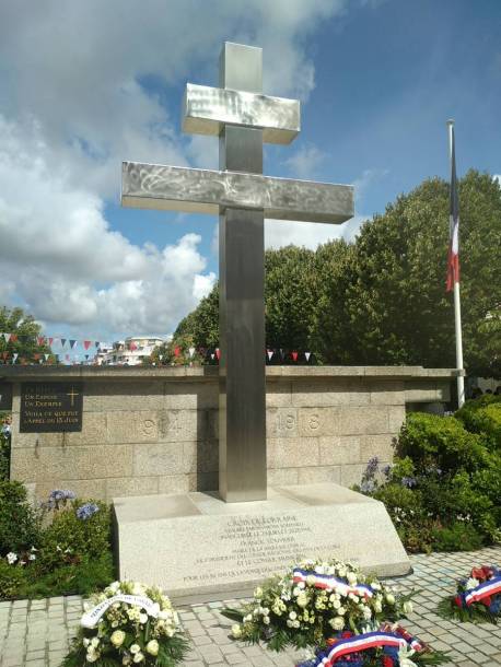 croix de Lorraine  La Baule